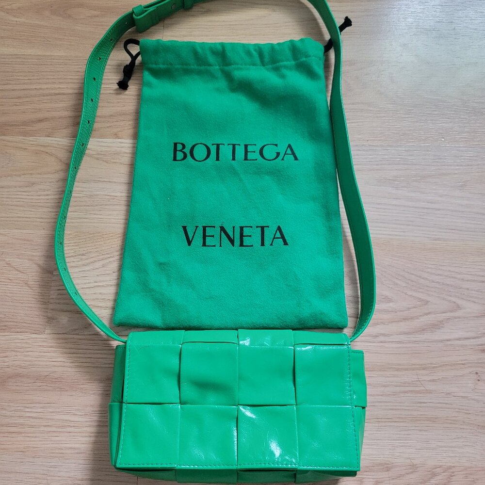 Bottega Veneta Intrecciato Cassette bag
